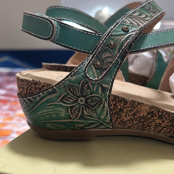 L’ Artiste Quilana NEW in Box Size 39 Teal - Picture 7 of 14